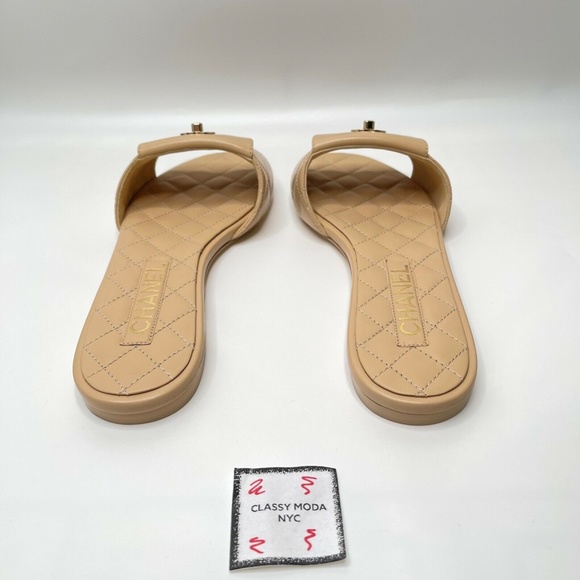 ❌❌SOLD Chanel Beige Slides Sandals Gold CC Logo Turnlock Sandal Flip Flop - Picture 5 of 13
